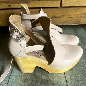 Free People clogs size 37